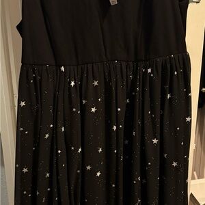 203- NWT Torrid 24 Black Starry Formal Dress